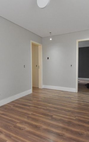 Casa de condomínio para alugar com 220m², 4 quartos e 3 vagasSala 2