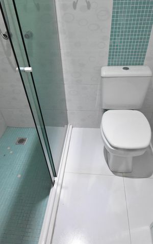 Casa de condomínio para alugar com 220m², 4 quartos e 3 vagasBanheiro 4