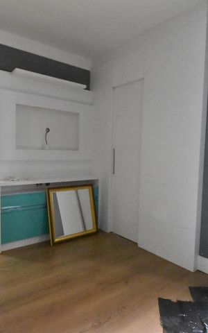 Casa de condomínio para alugar com 220m², 4 quartos e 3 vagasSuíte 2