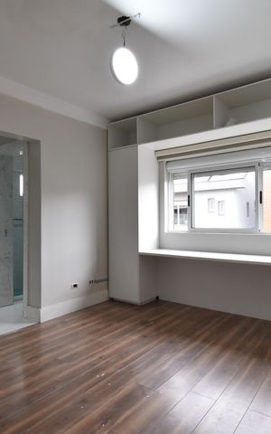 Casa de condomínio para alugar com 220m², 4 quartos e 3 vagasQuarto 4