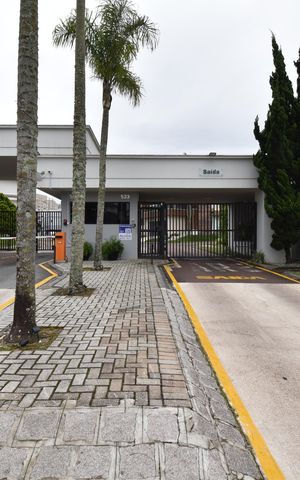 Casa de condomínio para alugar com 220m², 4 quartos e 3 vagasFachada do condomínio
