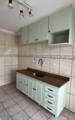Apartamento para alugar com 56m², 2 quartos e 1 vaga Apartamento para alugar com 56m², 2 quartos e 1 vagaCozinha - Armários
