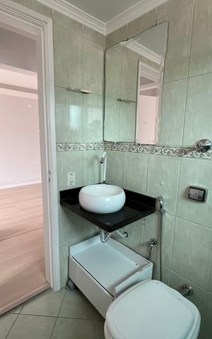 Apartamento para alugar com 56m², 2 quartos e 1 vaga Apartamento para alugar com 56m², 2 quartos e 1 vagaBanheiro