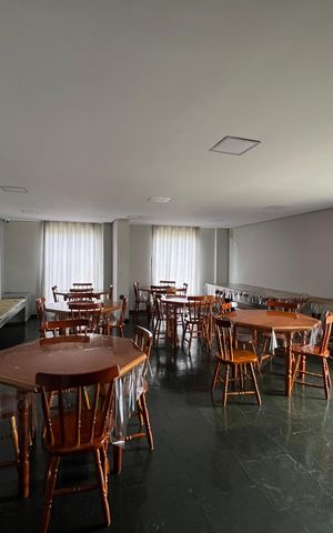 Apartamento para alugar com 56m², 2 quartos e 1 vaga Apartamento para alugar com 56m², 2 quartos e 1 vagaÁrea comum - Salão de festas