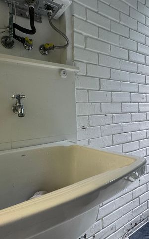 Casa de condomínio à venda com 250m², 4 quartos e 4 vagasCozinha e Área de Serviço