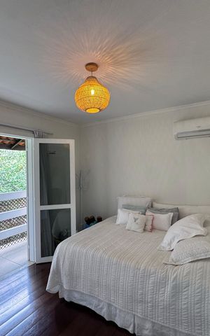 Casa de condomínio à venda com 250m², 4 quartos e 4 vagasQuarto 1