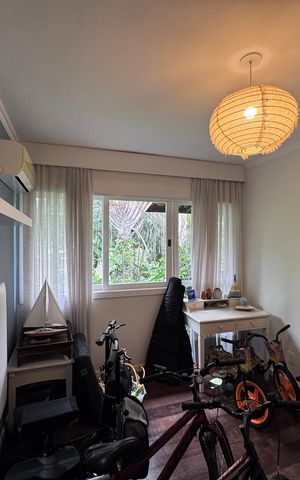 Casa de condomínio à venda com 250m², 4 quartos e 4 vagasQuarto 2