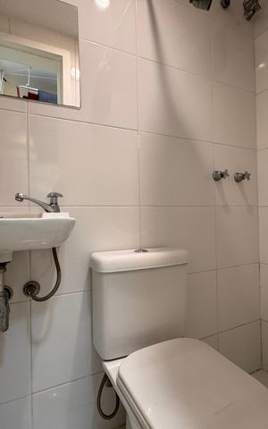 Casa de condomínio à venda com 250m², 4 quartos e 4 vagasCozinha e Área de Serviço - Quarto