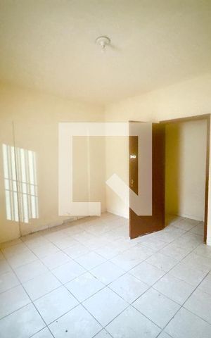 Casa para alugar com 150m², 4 quartos e 8 vagas