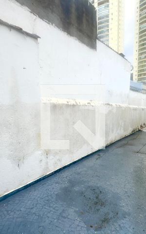 Casa para alugar com 150m², 4 quartos e 8 vagas