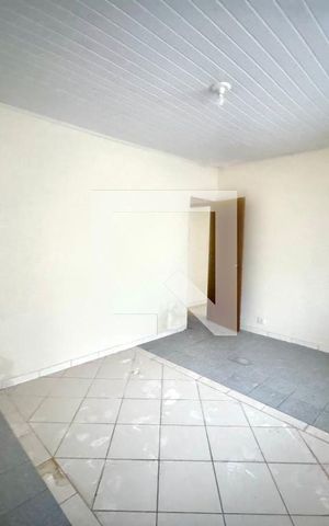 Casa para alugar com 150m², 4 quartos e 8 vagas