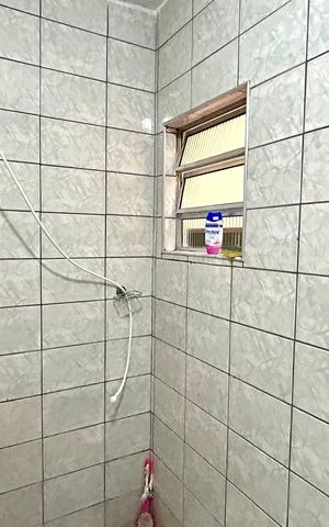 Casa para alugar com 125m², 2 quartos e 1 vaga Casa para alugar com 125m², 2 quartos e 1 vagaBanheiro