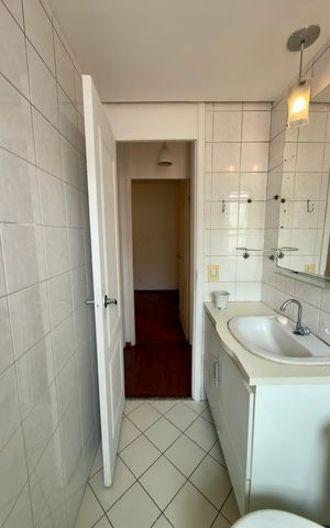 Apartamento para alugar com 49m², 2 quartos e 1 vaga Apartamento para alugar com 49m², 2 quartos e 1 vagaBanheiro