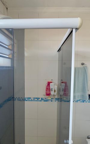 Casa à venda com 147m², 3 quartos e 3 vagas Casa à venda com 147m², 3 quartos e 3 vagasBanheiro da Suíte 1