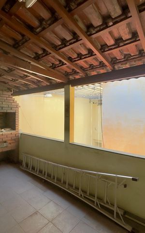 Casa à venda com 147m², 3 quartos e 3 vagas Casa à venda com 147m², 3 quartos e 3 vagasEspaço Gourmet