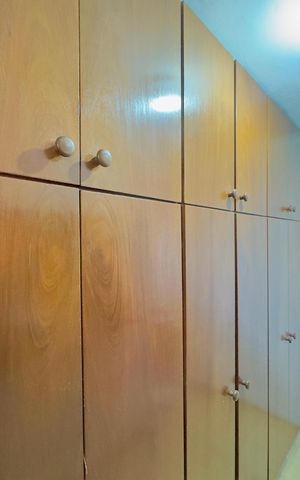 Casa à venda com 147m², 3 quartos e 3 vagas Casa à venda com 147m², 3 quartos e 3 vagasCloset quarto 1