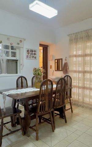 Casa à venda com 147m², 3 quartos e 3 vagas Casa à venda com 147m², 3 quartos e 3 vagasSala de Jantar