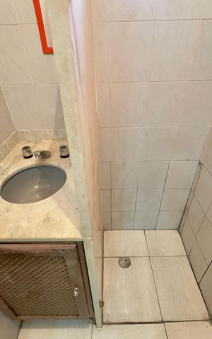 Casa à venda com 147m², 3 quartos e 3 vagas Casa à venda com 147m², 3 quartos e 3 vagasBanheiro da Suíte 2