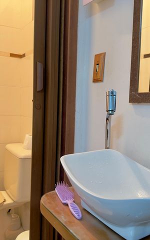 Casa à venda com 147m², 3 quartos e 3 vagas Casa à venda com 147m², 3 quartos e 3 vagasLavabo