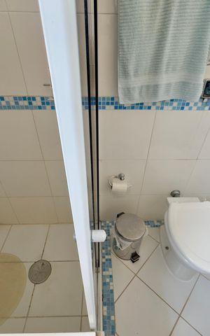 Casa à venda com 147m², 3 quartos e 3 vagas Casa à venda com 147m², 3 quartos e 3 vagasBanheiro da Suíte 1