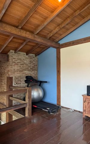 Casa de condomínio para alugar com 600m², 3 quartos e 8 vagas