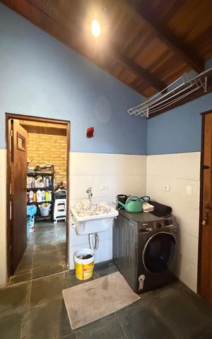 Casa de condomínio para alugar com 600m², 3 quartos e 8 vagas