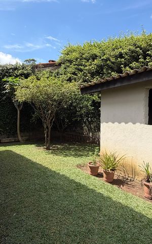 Casa de condomínio para alugar com 600m², 3 quartos e 8 vagas