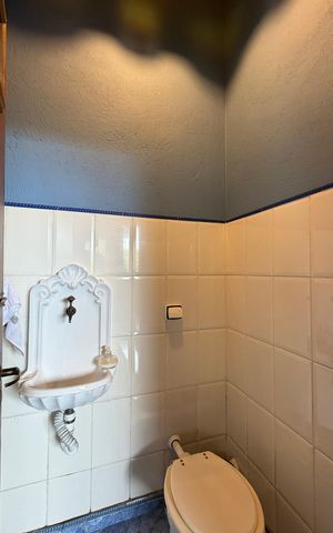 Casa de condomínio para alugar com 600m², 3 quartos e 8 vagas