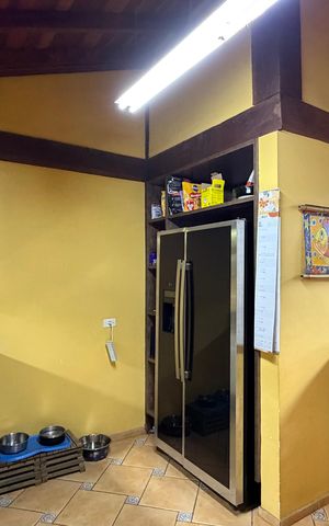 Casa de condomínio para alugar com 600m², 3 quartos e 8 vagas