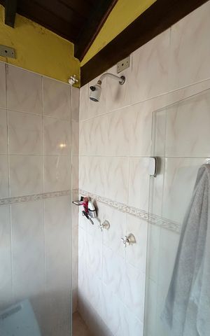 Casa de condomínio para alugar com 600m², 3 quartos e 8 vagas