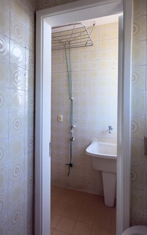 Apartamento à venda com 65m², 2 quartos e 1 vaga Apartamento à venda com 65m², 2 quartos e 1 vagaBanheiro de serviço