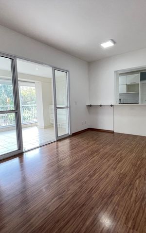 Apartamento à venda com 110m², 3 quartos e 2 vagas Apartamento à venda com 110m², 3 quartos e 2 vagasSala