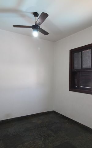 Casa de condomínio para alugar com 265m², 4 quartos e 2 vagasQuarto 2