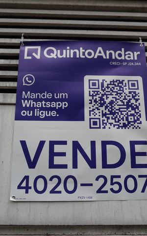 Casa para alugar com 151m², 2 quartos e 2 vagasFachada com placa PXZV - 1406