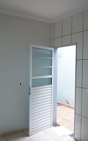 Casa para alugar com 151m², 2 quartos e 2 vagasCozinha e Área de Serviço