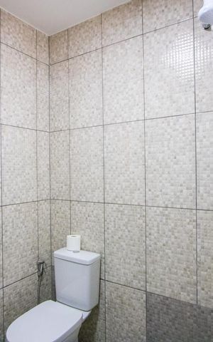Casa à venda com 168m², 3 quartos e 3 vagas Casa à venda com 168m², 3 quartos e 3 vagasCasa 1 - Banheiro