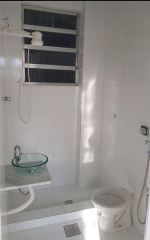 Apartamento à venda com 75m², 2 quartos e sem vagaBanheiro