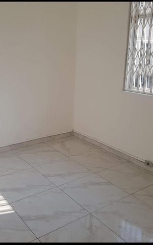 Apartamento à venda com 75m², 2 quartos e sem vagaSala