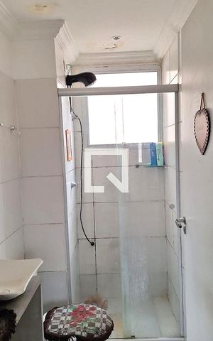 Apartamento para alugar com 46m², 2 quartos e 1 vaga Apartamento para alugar com 46m², 2 quartos e 1 vagaBanheiro