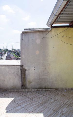 Casa para alugar com 80m², 2 quartos e sem vagaVaranda