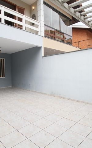 Casa para alugar com 163m², 4 quartos e 2 vagasGaragem