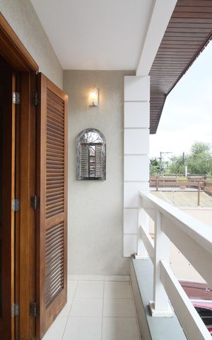 Casa para alugar com 163m², 4 quartos e 2 vagasVaranda da Suíte 1