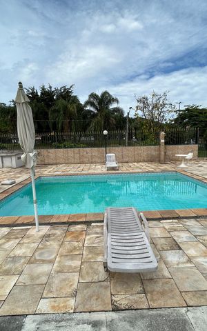 Apartamento à venda com 71m², 3 quartos e 1 vagaÁrea comum - Piscina