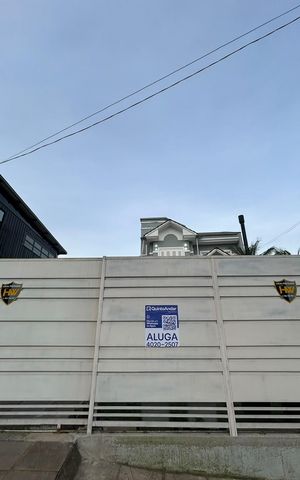 Casa para alugar com 200m², 3 quartos e 4 vagasPlaca 