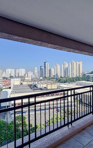 Apartamento à venda com 131m², 3 quartos e 2 vagasVaranda