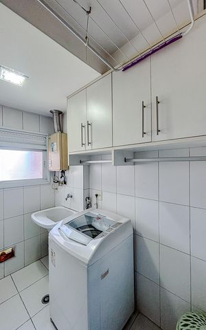 Apartamento à venda com 131m², 3 quartos e 2 vagasÁrea de Serviço