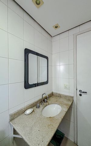 Apartamento à venda com 131m², 3 quartos e 2 vagasBanheiro