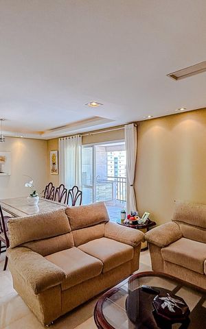 Apartamento à venda com 131m², 3 quartos e 2 vagasSala