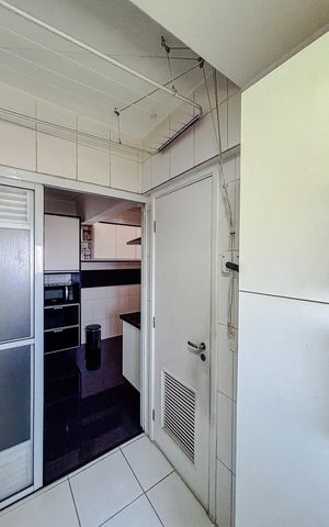 Apartamento à venda com 131m², 3 quartos e 2 vagasÁrea de Serviço