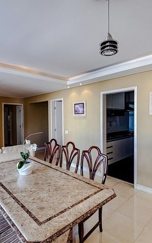 Apartamento à venda com 131m², 3 quartos e 2 vagasSala